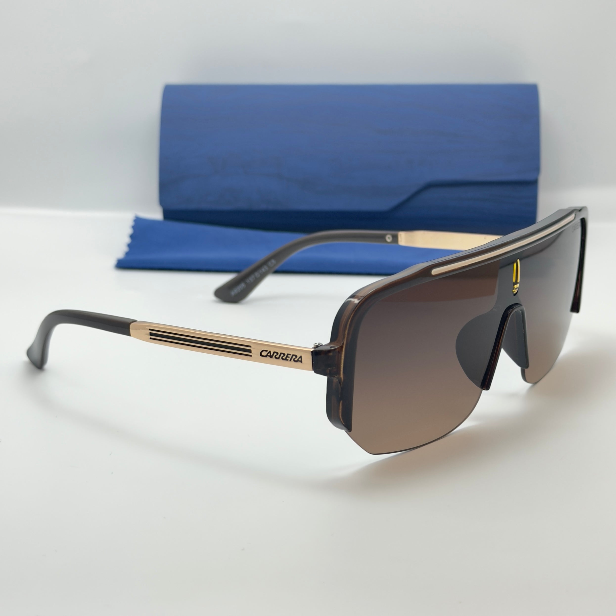 Carrera (style Glory/Grand Prix) 3